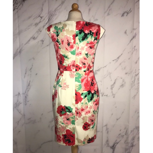 Floral dress - Picture 5 of 7